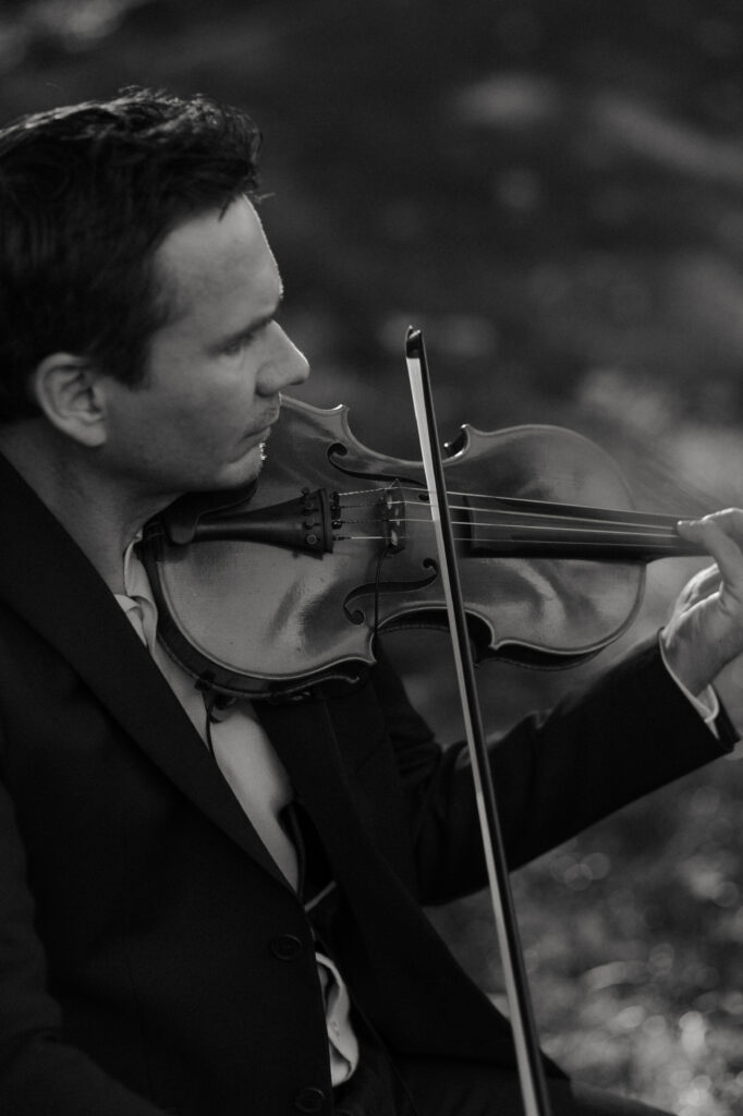 Two Fiddlers